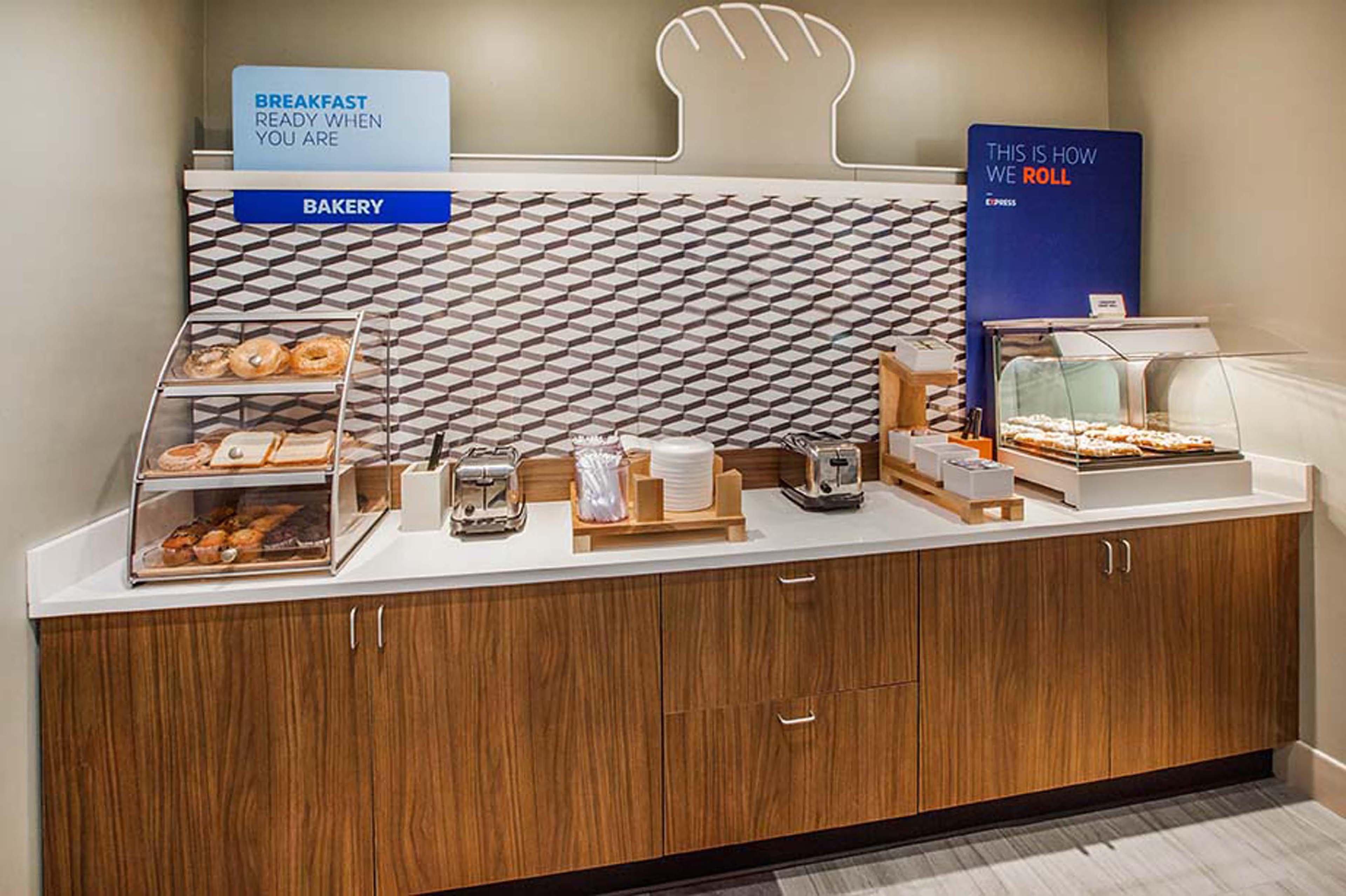 Holiday Inn Express & Suites Walterboro By Ihg Exteriör bild