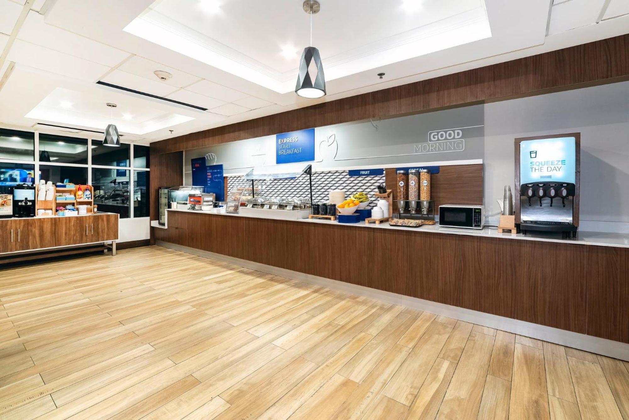 Holiday Inn Express & Suites Walterboro By Ihg Exteriör bild