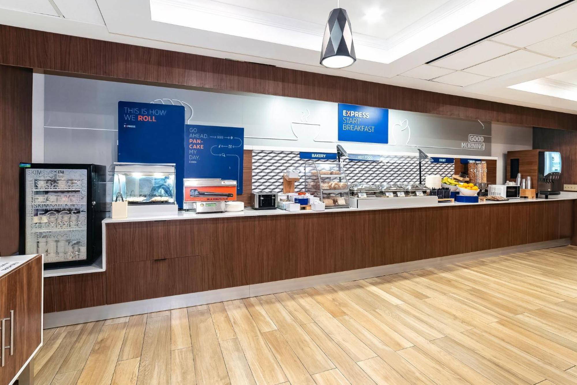 Holiday Inn Express & Suites Walterboro By Ihg Exteriör bild